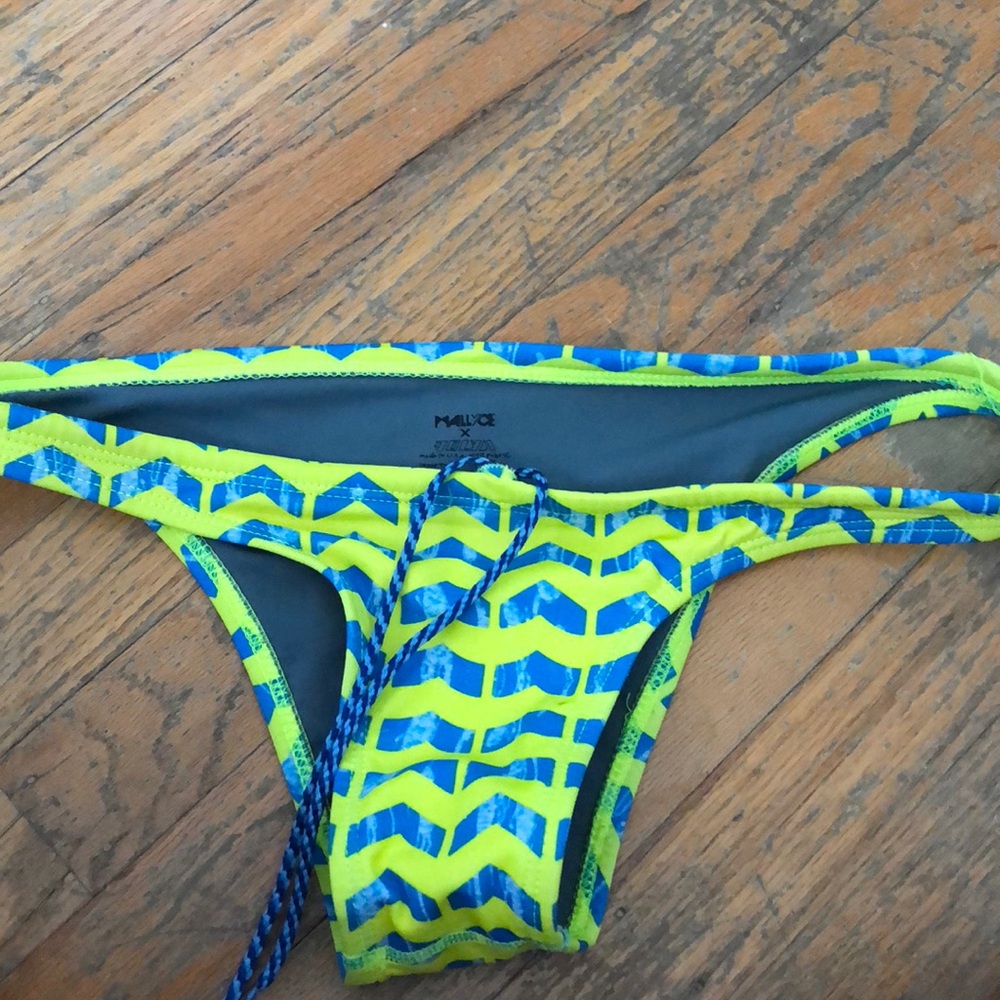 Jolyn Bottoms—Printed Medium Brazilian Style